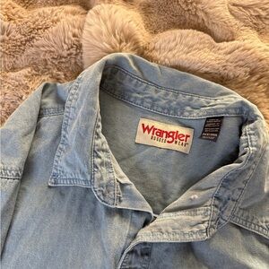 Wrangler Classic Light Blue Denim Shirt (cropped)